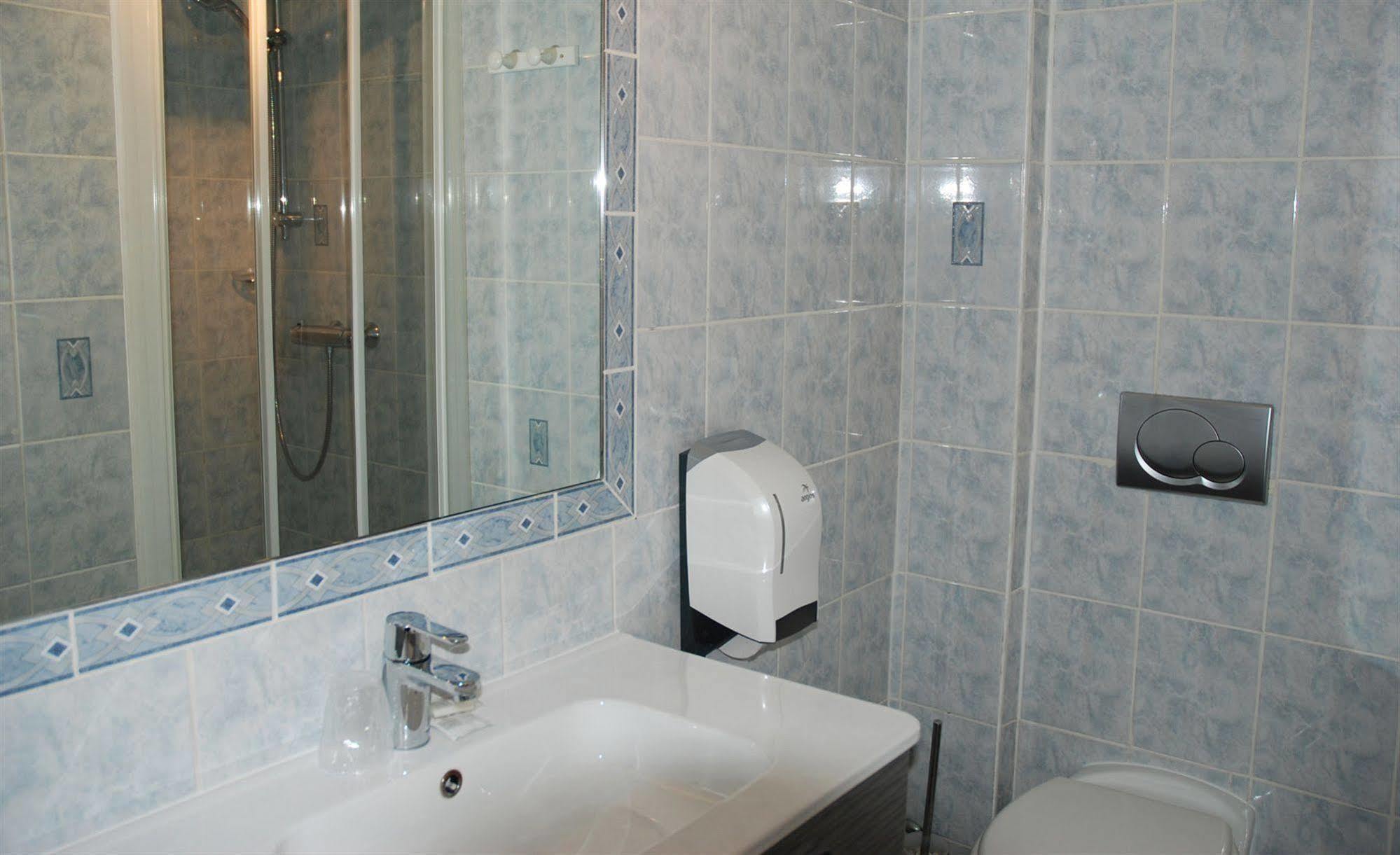 Hotel Champ Alsace Haguenau Esterno foto